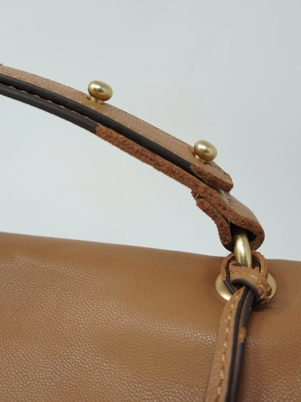 Via Neroli Handbag Tan 100% Leather Color with Gold Hardware